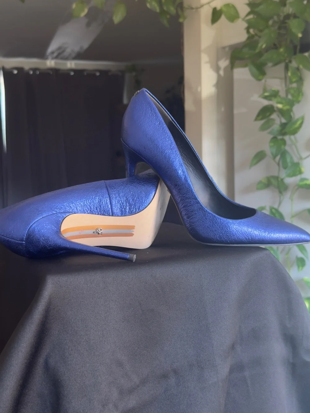 Sam Edelman Hazel Metallic Blue Crinkled Leather Pump Sz 9 US / 39 EU